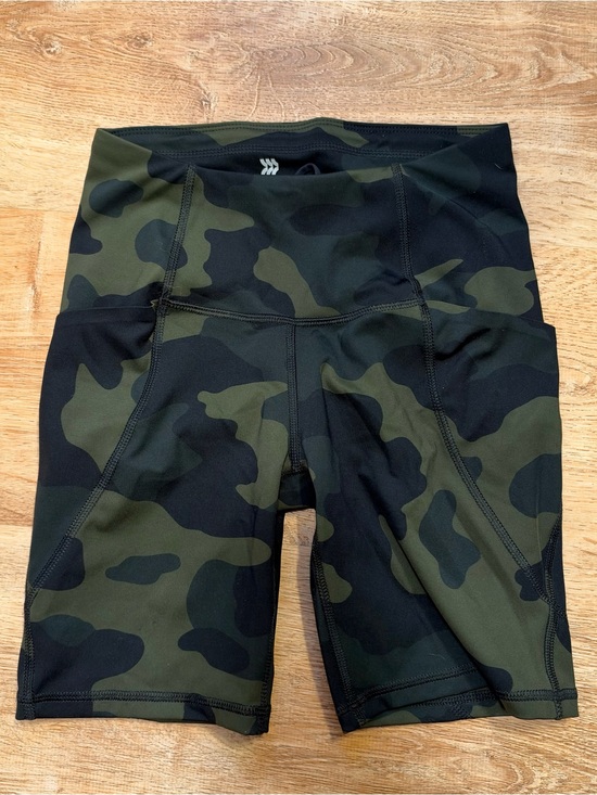all in motion Pants - all in motion Olive & Black Camo Bike Shorts